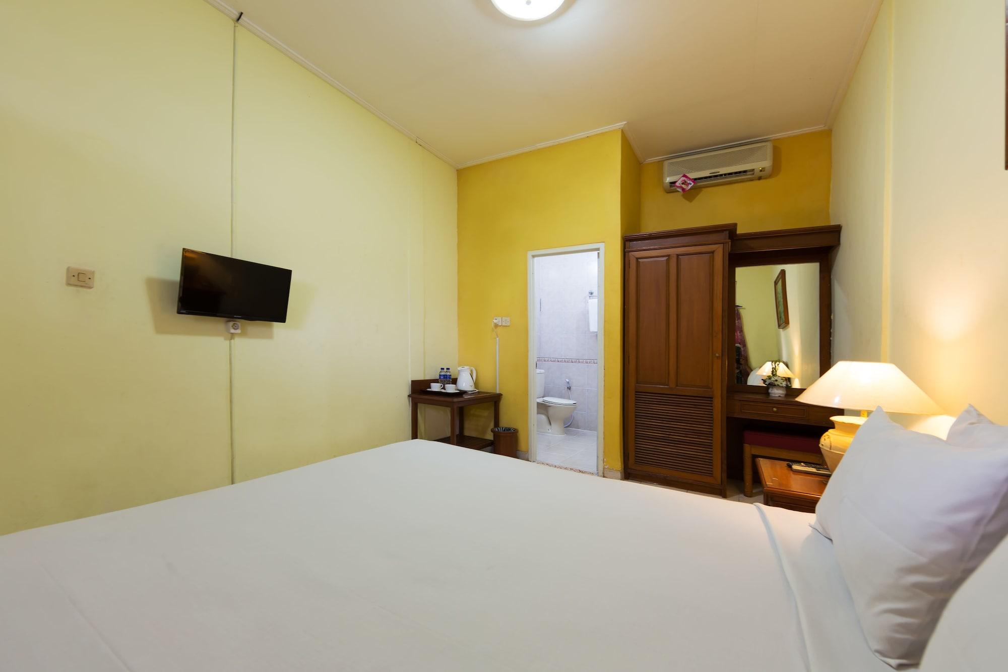 Oyo 3134 Puri Tamu Hotel Джимбаран Екстер'єр фото